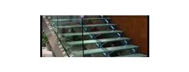 Imagem 5 da empresa L B SERRALHERIA E VIDRAÇRIA Serralheiros em Duque De Caxias RJ