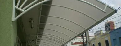 Imagem 3 da empresa TOLDOS, CAPAS PARA SOMBREIROS, CORRIMÃO EM INOX, GUARDA CORPO, COBERTURA EM POLICARBONATO Toldos em Manaus AM