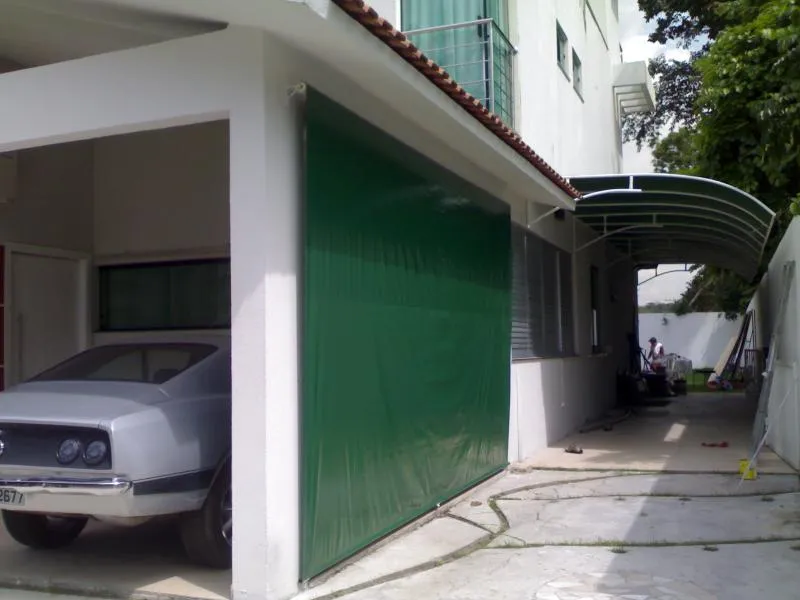 Imagem 5 da empresa TOLDOS, CAPAS PARA SOMBREIROS, CORRIMÃO EM INOX, GUARDA CORPO, COBERTURA EM POLICARBONATO